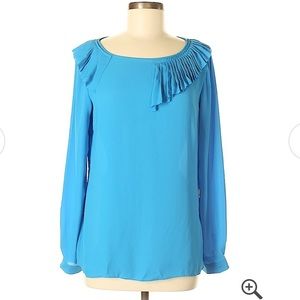 Banana republic stunning blue blouse ♥️🦋